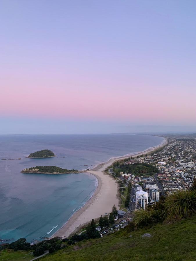 Mount Backpackers Hostel Mount Maunganui Buitenkant foto